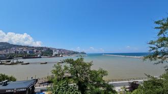 Zonguldak'ta deniz çamur rengine döndü