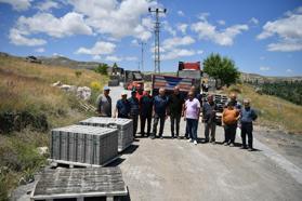 Kayseri’de kırsal mahallelerde parke çalışması