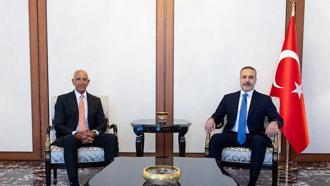Bakan Fidan, ABD Büyükelçisi Barrack'ı kabul etti