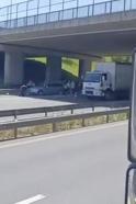 Küçükçekmece'de otomobile arkadan çarpan motosikletli hayatını kaybetti
