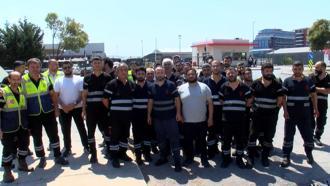 Pendik'te maaşlarını alamadığını belirten İETT çalışanlarından eylem