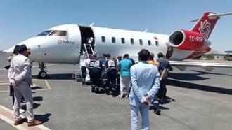 Mısır'da trafik kazası geçiren 3 Türk vatandaşı Türkiye'ye getirildi