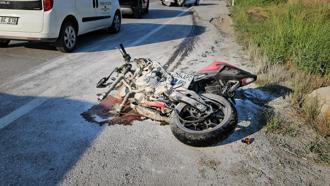 Otomobil ile motosiklet çarpıştı: 2 yaralı