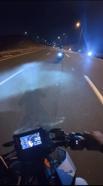 Sultangazi’de 2 motosikletin kafa kafaya çarpıştığı kaza kamerada