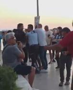 Zabıta memurunu darbeden dilenci 2 kadın tutuklandı