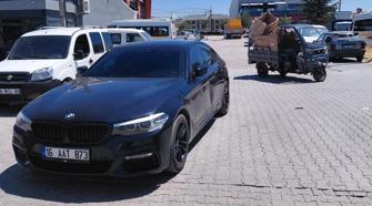 Otomobil ile triportör çarpıştı: 1 yaralı