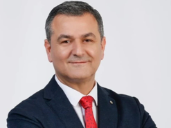 İzmit Belediyesi'nde başkanvekili Lütfü Obuz oldu