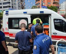 Otomobil ile çarpışan motosikletteki 2 kişi yaralandı