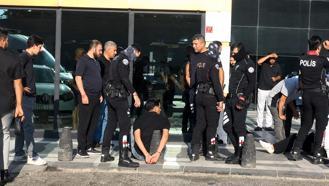 Şanlıurfa’da bıçaklı kavga; 3 yaralı, 4 gözaltı