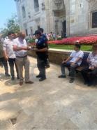Polis ekiplerinden vatandaşlara güvenlik bilgilendirmesi