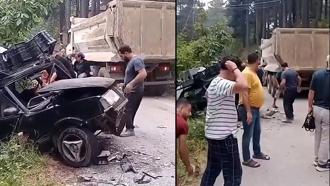 Hatay’da yayla yolunda hafriyat kamyonuyla otomobil çarpıştı; 9 yaralı