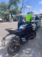 Motosikletle tek teker üzerinde D-100 karayolunda giden sürücüye 46 bin TL ceza