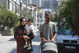 SMA'lı Demir Efe'nin annesi: Oğlumun ilk ayakkabıları ortez oldu