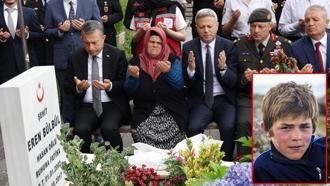 Şehit Eren Bülbül, kabri başında anıldı