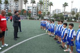 Akdenizli yüzlerce çocuk, sporla hayata hazırlanıyor
