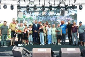 Urla'da Geleneksel Bağbozumu Şenlikleri başladı