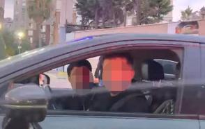 Avcılar'da tek şeritli yolda' ilk ben geçeceğim' tartışması kamerada