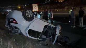 Şanlıurfa’da iki otomobil çarpıştı: 3 ölü, 1 yaralı