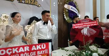 Damada düğünde altın yerine araç lastiği hediye etti