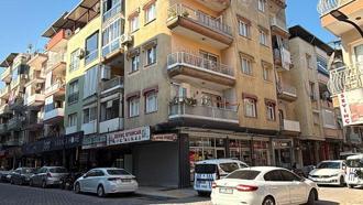 Kocasının elleriyle boğmaya çalıştığı Hacer, hastanede öldü