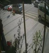 Yaya geçidinde otomobilin çarptığı kişi yaralandı (2)