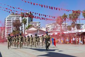 Mersin'de 30 Ağustos Zafer Bayramı coşkuyla kutlandı