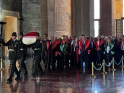 Yargıtay üyelerinden adli yıl açılışında Anıtkabir'e ziyaret