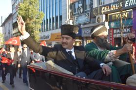 Atatürk'ün Sivas'a gelişi temsili olarak canlandırıldı