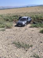 Kavşakta otomobiller çarpıştı: 4 yaralı