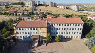İspanya Başbakanı Sanchez’den, Kayseri’deki liseye teşekkür mektubu