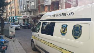 Evde kardeşleri tarafından ölü bulundu