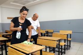 Van’da öğretmenler, okulları yeni eğitim dönemine hazırlıyor