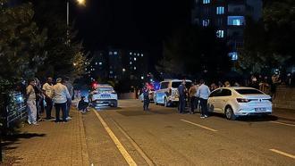 Kayseri’de parkta bıçaklı kavga: 1’i ağır 3 yaralı