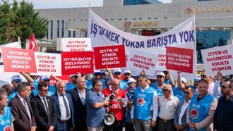 Milaslı muhtarlar ve işçilerden Danıştay önünde 'kamulaştırma davası' açıklaması