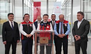 Tarım ve Orman Bakanı İbrahim Yumaklı, jeotermal serada incelemelerde bulundu