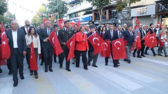 Burdur'da Gaziler Günü yürüyüşü