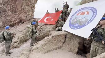 Komandolar, Somalili askeri personelle Erciyes'e tırmandı
