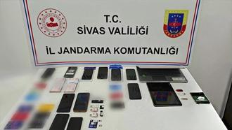 Sivas merkezli 7 ilde siber dolandırıcılık operasyonunda 5 tutuklama