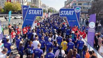 6’ncı Uluslararası Kayseri Yarı Maratonu, 10 bin kişinin katılımıyla koşuldu