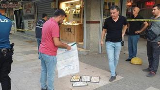 Kuyumcu dükkanında silahlı soygun girişimi: 2 yaralı