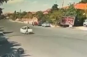 Yolun karşısına geçerken otomobilin çarptığı engelli yaralandı