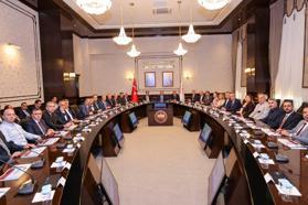 AK Parti'li Yazıcı, Hatay Valiliği'ni ziyaret etti