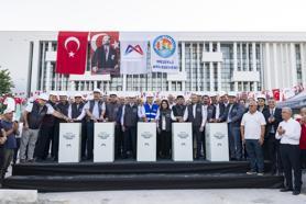 Mezitli’ye yeni kent meydanı