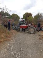 Manisa’da traktör devrildi: 2 ölü, 3 yaralı