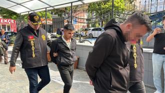 Husumetlisini evinin önünde pusu kurup silahla yaralayan şüpheli tutuklandı