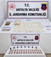Aksu ve Manavgat'ta uyuşturucu operasyonu