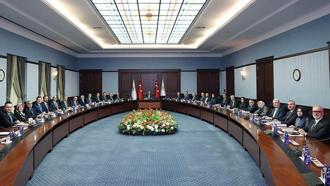 AK Parti'de MYK toplandı