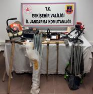Eskişehir’de kaçak kazı yapan 5 şüpheli yakalandı