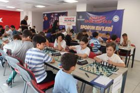 Osmaniye’de satranç turnuvası başladı