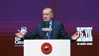 Cumhurbaşkanı Erdoğan: Tekno-oligarkların hedef kitlesini gençlerimiz oluşturuyor
